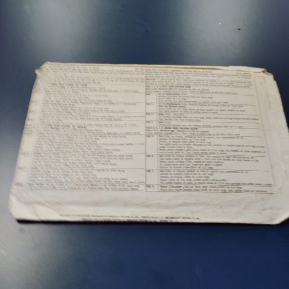 Simplicity Sewing Pattern 9894 Stuffed Teddy Bears - Picture 3 of 4